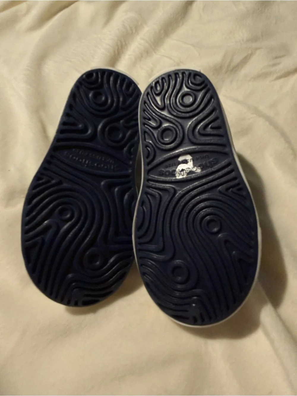 Shooshoos Kids Navy Perforated Slip-On Shoes with White Sole Size 5